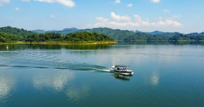  Bến En