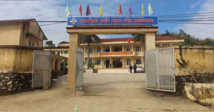 Trường nội trú liên cấp Tiểu học và THCS Yên Khương (Ảnh: Chụp màn hình Báo Ảnh Dân tộc và Miền núi)