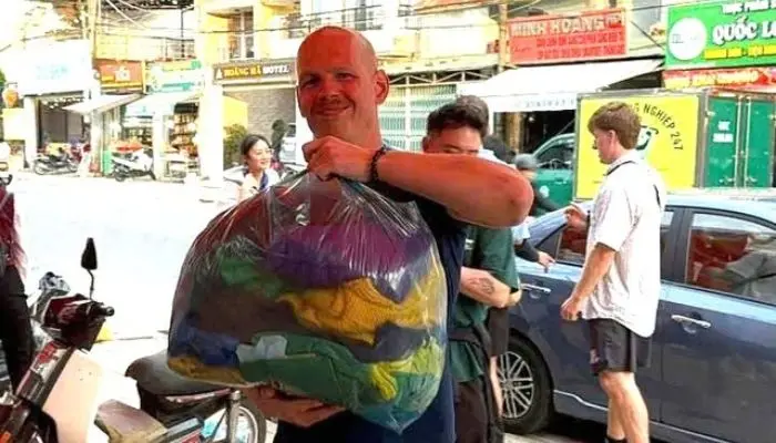 bạn trẻ người nước ngoài
