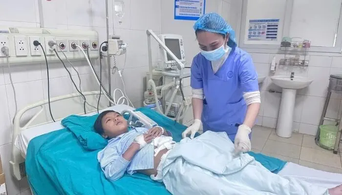 đặt catheter lọc máu