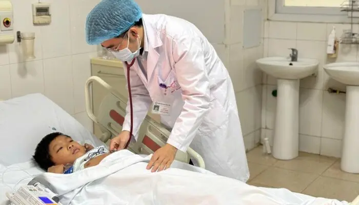đặt catheter lọc máu