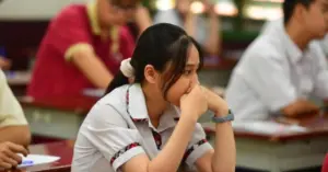 Xét tuyển học bạ gặp khó khi dự kiến áp sàn 16 điểm thi