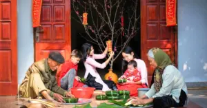 Kiêng kỵ đầu năm Cách để đón Tết Bính Ngọ bình an và may mắn