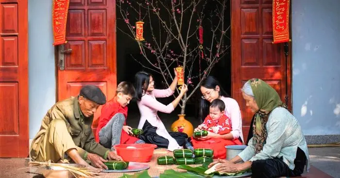 Kiêng kỵ đầu năm Cách để đón Tết Bính Ngọ bình an và may mắn