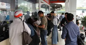 Vé tàu xe Tết