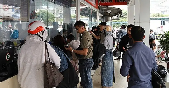Vé tàu xe Tết