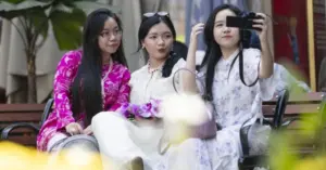 giờ vàng xuất hành mùng 1 Tết 2026