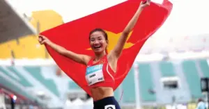 Huyền thoại điền kinh Nguyễn Thị Oanh