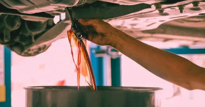 Sai lầm chăm sóc ô tô thường gặp nhất