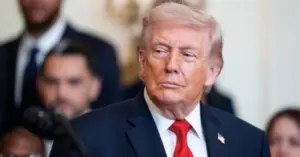 Tổng thống Trump và hồ sơ Iran - Cuba