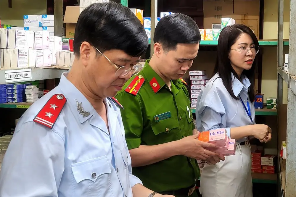 Công an tỉnh Ninh Bình khuyến cáo người dân cảnh giác lừa đảo khi khám chữa bệnh tại các cơ sở y tế mới, tránh bị chiếm đoạt tài sản.