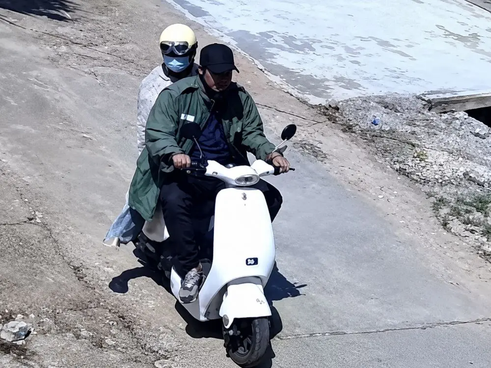 Vụ bé gái 12 tuổi mất tích cùng nam thanh niên ở Hà Nội, thi thể được phát hiện dưới giếng đang được điều tra.