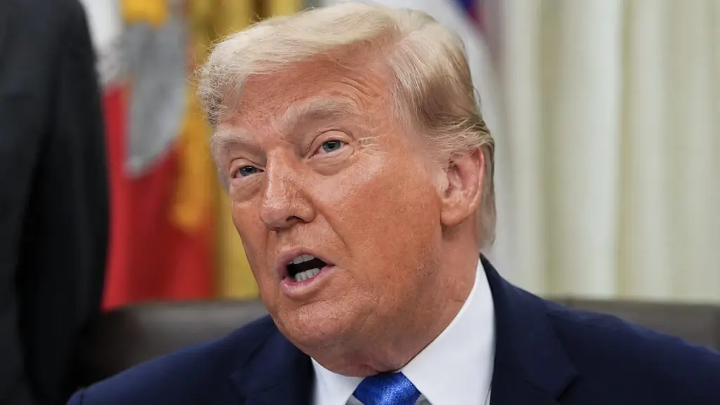 Ông Trump chạy đua thúc đẩy thỏa thuận Mỹ - Iran trong bối cảnh căng thẳng giữa hai nước tiếp diễn, thu hút sự chú ý quốc tế.
