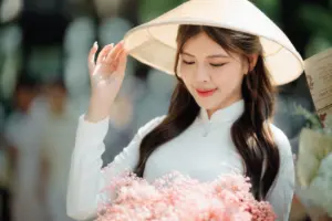 Người đẹp Thanh Hóa Dương Quỳnh dự thi Miss Grand Vietnam 2026, sở hữu bằng Thạc sĩ Tài chính Ngân hàng và thành tích tại các cuộc thi sắc đẹp.