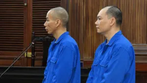 Giám đốc Công ty Nhà Tiến Phát lĩnh án tù chung thân vì lừa đảo nhà đầu tư, chiếm đoạt tài sản với số tiền đặc biệt lớn.