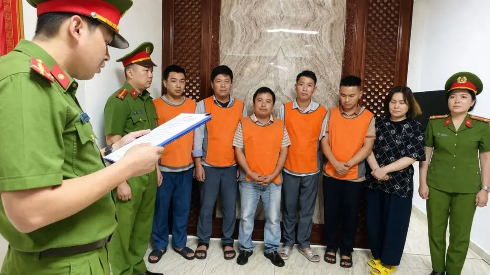 Khởi tố 2 giám đốc, 1 phó giám đốc doanh nghiệp ở Thanh Hóa liên quan sai phạm. Xem diễn biến mới nhất của vụ án.