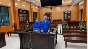 Hai bị cáo trong vụ chứa mại dâm, môi giới mại dâm bị tuyên án tại phiên tòa. Xem chi tiết diễn biến và mức án của vụ việc.