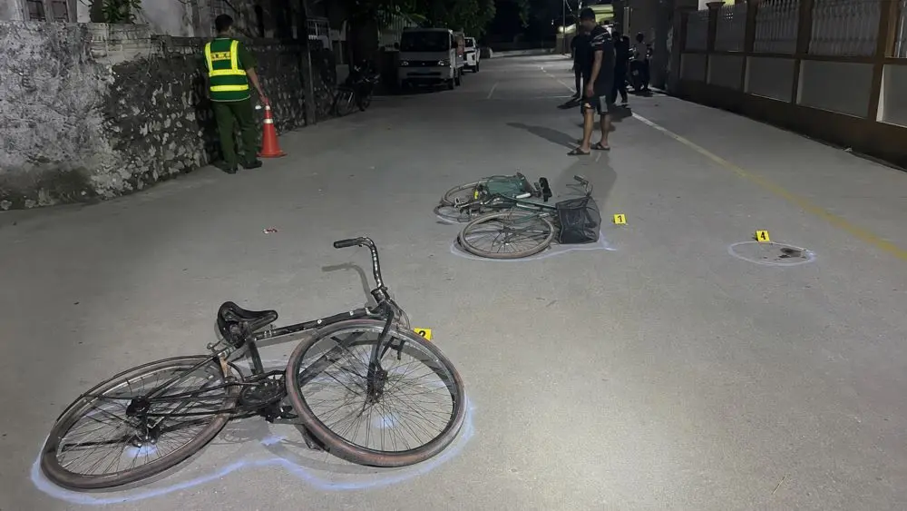 Vụ tai nạn xe đạp hy hữu làm 1 người tử vong, cơ quan chức năng điều tra nguyên nhân. Xem diễn biến vụ việc.