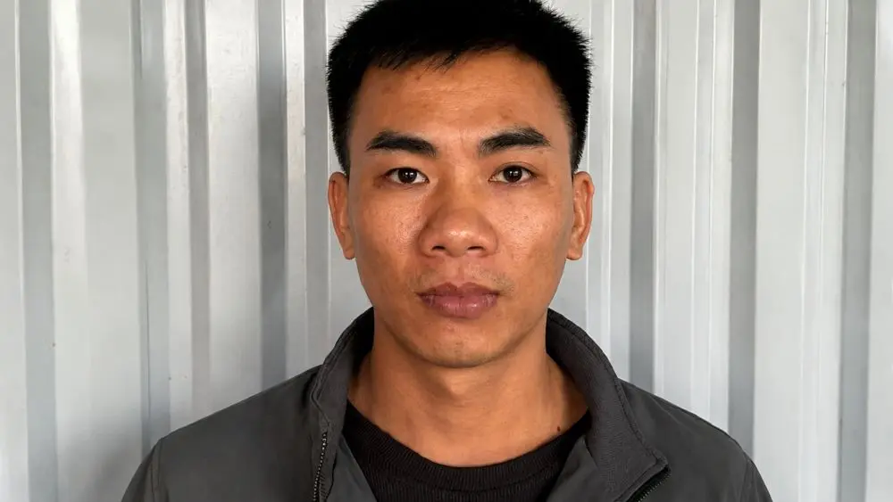 Bắt giữ Nguyễn Bá Kiên, đối tượng truy nã đặc biệt nguy hiểm sau 9 năm lẩn trốn. Diễn biến vụ việc và quá trình truy bắt.