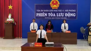 Xét xử lưu động vụ án chứa mại dâm bằng hình thức trực tiếp kết hợp trực tuyến, góp phần tuyên truyền, răn đe và phòng ngừa tội phạm.