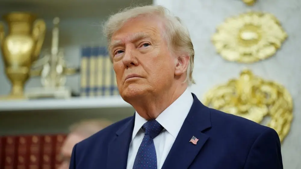 Ông Trump cảnh báo có thể tấn công toàn bộ nhà máy điện Iran nếu Tehran không đáp ứng yêu cầu của Mỹ. Xem chi tiết diễn biến mới.