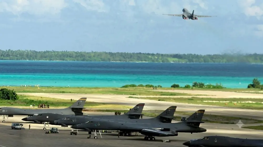 Tân Thủ tướng Anh cho phép Mỹ dùng căn cứ Diego Garcia trong chiến dịch chống Iran, đánh dấu bước ngoặt quan trọng trong quan hệ đồng minh Anh - Mỹ.