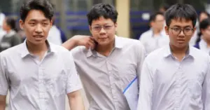 Gần 367.000 thí sinh không đăng ký xét tuyển đại học năm 2026, nhiều em lựa chọn học nghề, du học hoặc tham gia thị trường lao động.