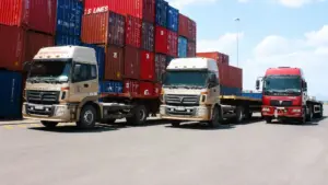 Phó Thủ tướng yêu cầu giảm giá cước vận tải khi giá xăng dầu giảm, bảo đảm chi phí vận chuyển phản ánh đúng biến động thị trường.