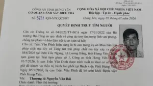 Bị can vụ án ma túy trốn khỏi bệnh viện khi đang điều trị, Công an Hưng Yên phát thông báo truy tìm và kêu gọi người dân phối hợp.