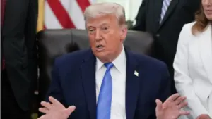 EU, Trung Quốc phản đối chính quyền Trump áp mức thuế mới, làm dấy lên lo ngại về căng thẳng thương mại và tác động kinh tế toàn cầu.