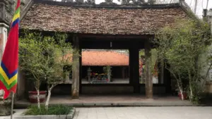 Ruộng binh nghìn năm và hành trình Lê Hoàn từ làng Trung Lập lên ngôi hoàng đế mở triều Tiền Lê, khám phá dấu tích lịch sử còn lưu giữ.