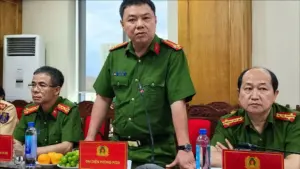 Thanh Hóa khởi tố thêm 4 bị can trong vụ buôn lậu kim cương, cơ quan công an cung cấp thông tin mới tại họp báo.