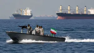 Mỹ trao cơ hội cuối cùng cho Iran nhưng vẫn cảnh báo cứng rắn về eo biển Hormuz, điểm nóng chiến lược của Trung Đông.