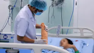 Cứu thành công cánh tay đứt lìa cho nữ bệnh nhân sau 4 giờ phẫu thuật căng thẳng, mở ra cơ hội phục hồi chức năng chi thể.