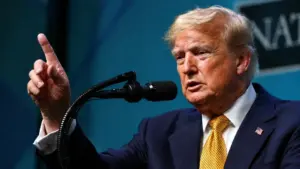 Ông Trump bất ngờ hủy kế hoạch tấn công quy mô lớn nhằm vào Iran, hé lộ tính toán chiến lược mới của Mỹ. Đọc ngay diễn biến chi tiết.