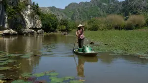 Khám phá 29 ngọn núi tạo thành thế “long chầu hổ phục” độc đáo, góp phần đưa Kim Sơn trở thành điểm đến trên tuyến du lịch sông Mã.