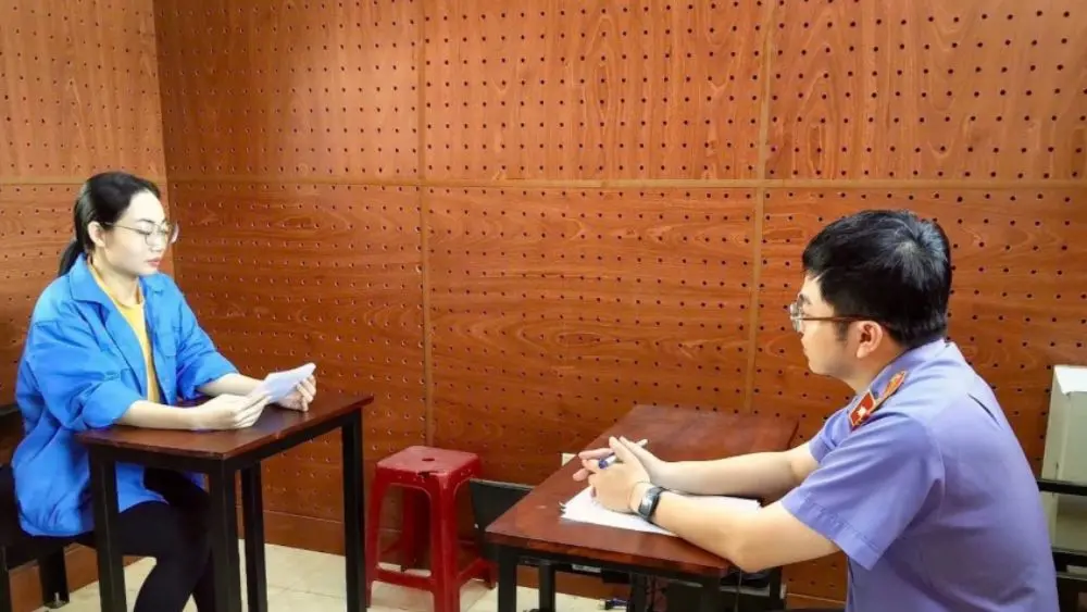 Nguyễn Thị Nhàn bị truy tố sau khi mua hơn 400kg sầu riêng rồi không thanh toán tiền, gây thiệt hại cho người bán