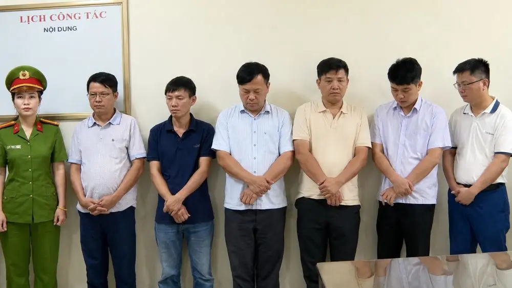 Khởi tố thêm 6 bị can trong vụ làm giả hồ sơ thí nghiệm ở Thanh Hóa, nâng tổng số người bị khởi tố lên 15. Chi tiết vụ án.