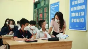 Nghỉ hưu trước tuổi, hiệu trưởng và giáo viên có thể được hưởng trợ cấp theo quy định nếu đáp ứng đủ điều kiện về tuổi, BHXH và sắp xếp tổ chức.