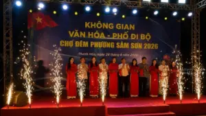 Phố đi bộ và Chợ đêm làm mới không gian du lịch Sầm Sơn, thu hút du khách. Cập nhật chi tiết ngay!