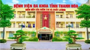 Bệnh viện Đa khoa tỉnh Thanh Hóa làm rõ thông tin về thuốc và dịch vụ vận chuyển bệnh nhân, khẳng định xe do gia đình tự thuê.