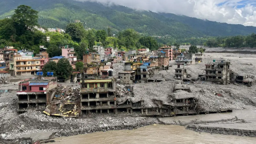 Nepal sẽ lắp đặt lại hệ thống cảnh báo sớm với cảm biến, camera và vệ tinh, nhằm phát hiện nguy cơ sạt lở sau thảm họa lũ quét