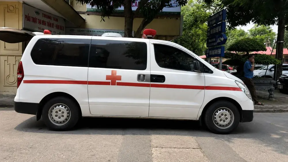 Thanh Hóa siết nạn “cò” dịch vụ y tế, yêu cầu người đứng đầu cơ sở chịu trách nhiệm nếu để xảy ra vi phạm.