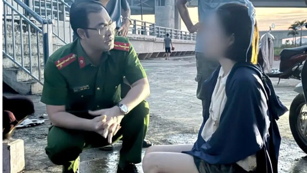 Công an xã Nga Sơn kịp thời vận động, giúp người phụ nữ ở Thanh Hóa từ bỏ ý định nhảy cầu và trở về với gia đình.