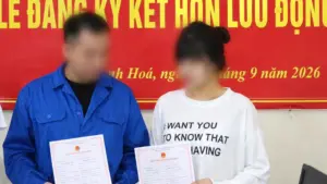 Đăng ký kết hôn lưu động được tổ chức cho đôi bạn trẻ sau khi cơ quan chức năng xác định đủ điều kiện kết hôn theo quy định.