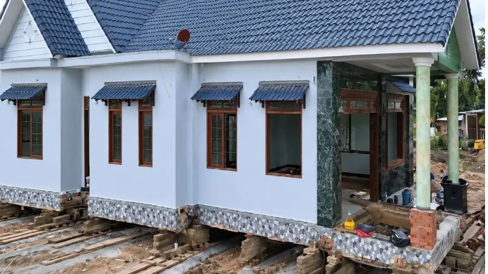 “Thần đèn” di dời căn nhà 300 tấn để nhường đất mở đường đến sân bay Long Thành, giữ gần như nguyên trạng công trình.