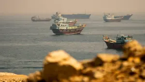 Iran đề xuất mở lại eo biển Hormuz trong 7 ngày nhằm thúc đẩy giải pháp ngoại giao. Chi tiết ngay!