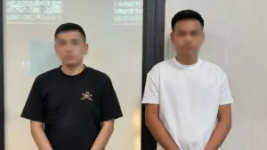 Công an Thanh Hóa khởi tố 2 đối tượng giả danh nhân viên y tế, nâng giá thuốc để trục lợi từ gia đình người bệnh trên xe cứu thương.