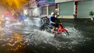 Bắc Bộ, Thanh Hóa và Nghệ An tiếp tục mưa lớn đến 16-9, có nơi trên 450mm, nguy cơ ngập lụt, lũ quét và sạt lở