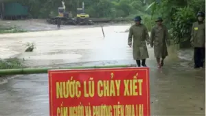 Mưa lũ tại Thanh Hóa diễn biến phức tạp, người đàn ông ở Yên Khương trượt chân xuống suối và bị nước lũ cuốn tử vong.
